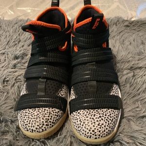 LeBron’s Soldier size 7Y